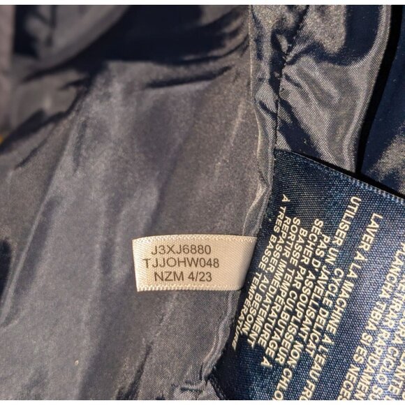 Tommy Hilfiger Womens Medium Quilted Jacket Gold Snap Buttons Zipper Gray - Picture 14 of 16